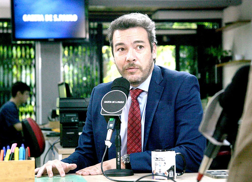 Dr. Bruno Camargo Silva, advogado, em entrevista ao Programa "De olho no poder" da Gazeta de S. Paulo